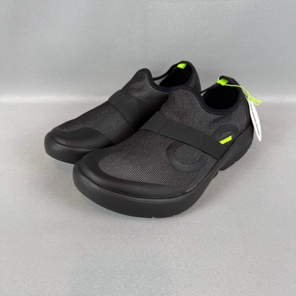 Oofos OOmg Fibre Low Recovery Sneakers Mens 9 Black Gray Slip-On Shoes New NIB - Picture 2 of 8